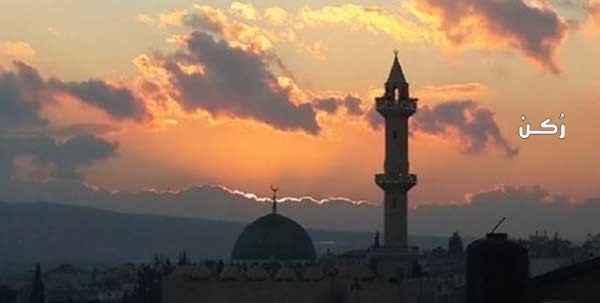 حكم من أفطر في رمضان قبل الأذان بدقائق