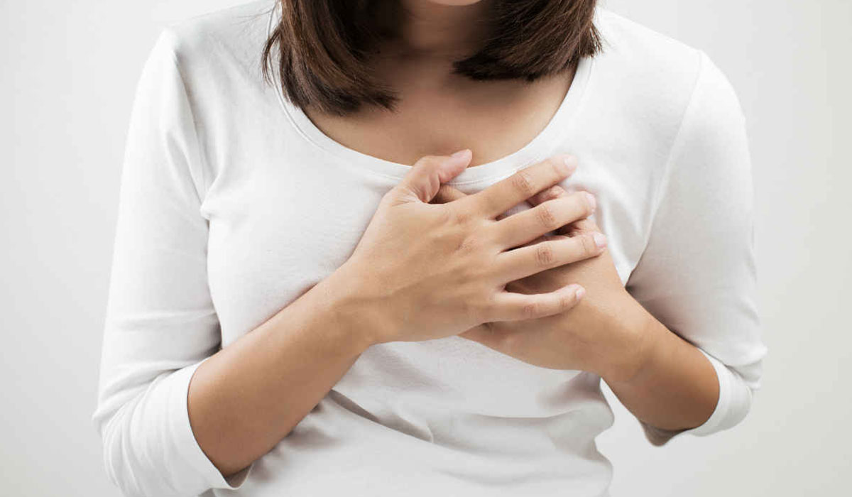 أسباب الشعور بألم الثدي وأعراضه و أنواعه