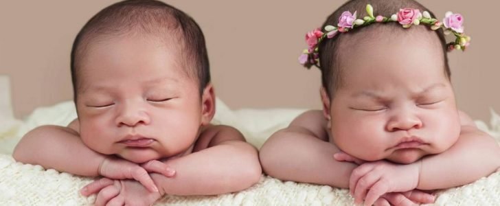 كيفية تربية التوائم المختلف والعنايه بهم بسهوله