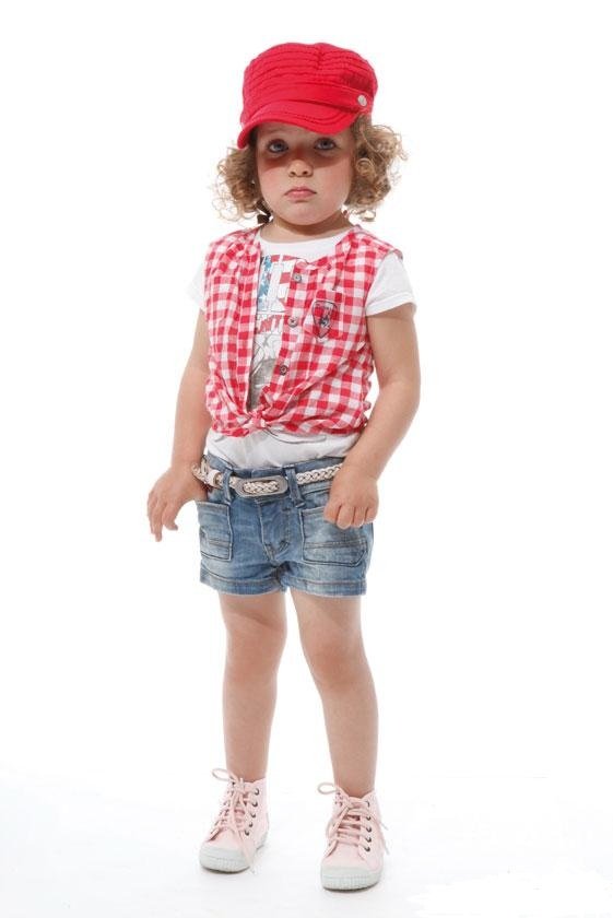 ملابس بنات صغيرة للصيف