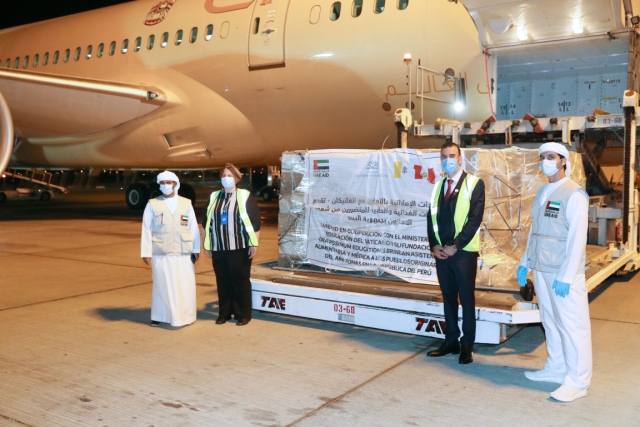 الإمارات ترسل طائرة مساعدات طبية وغذائية لدولة البيرو