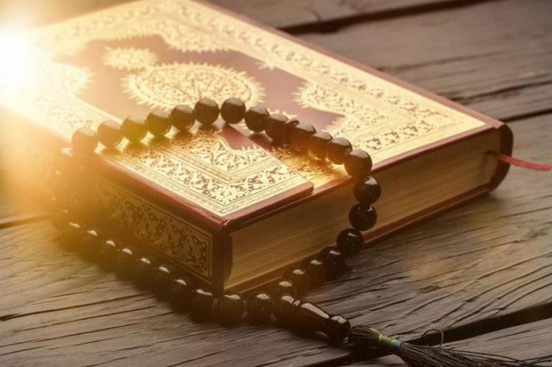 تفسير رؤية قراءة القرآن في المنام