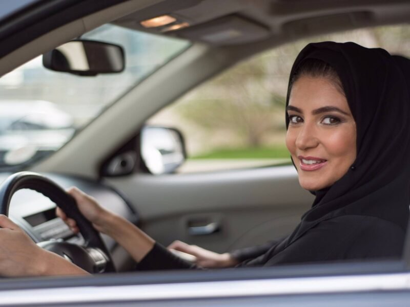 افضل مدارس تعليم قيادة السيارات للنساء في الرياض